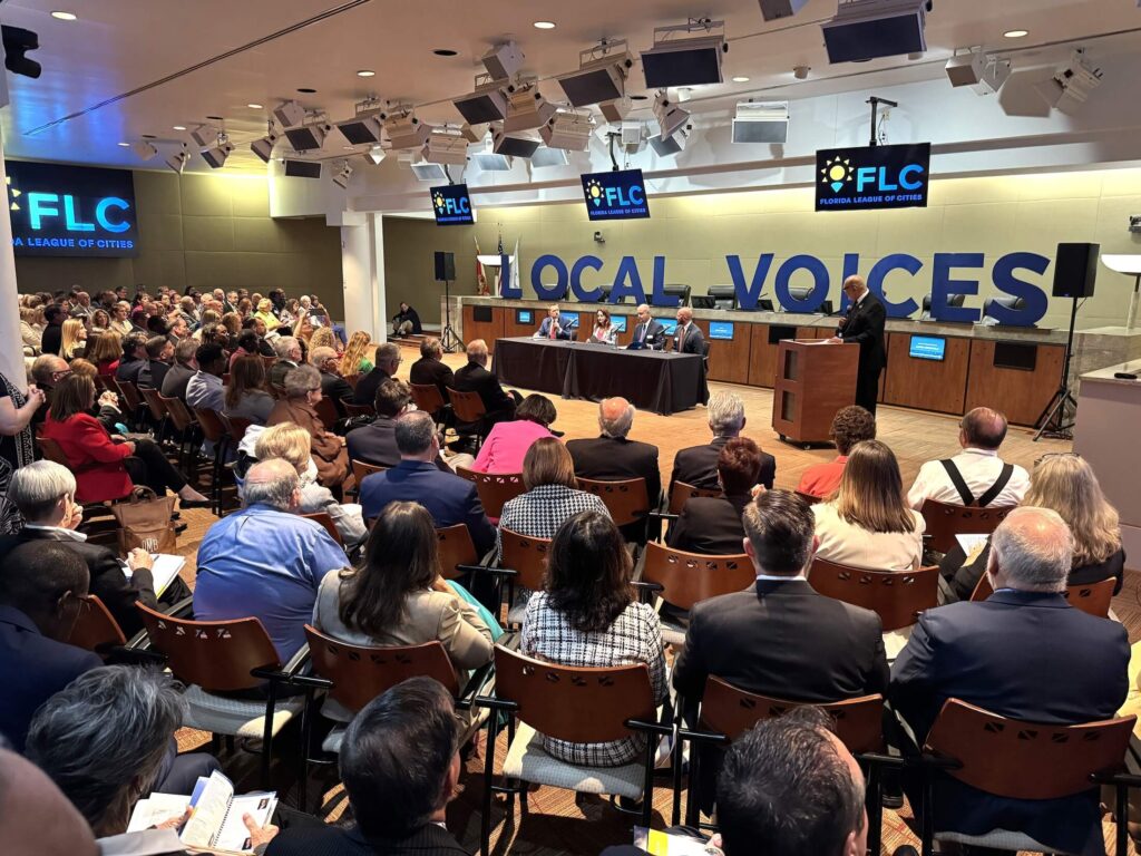 Crowd at an FLC Meeting